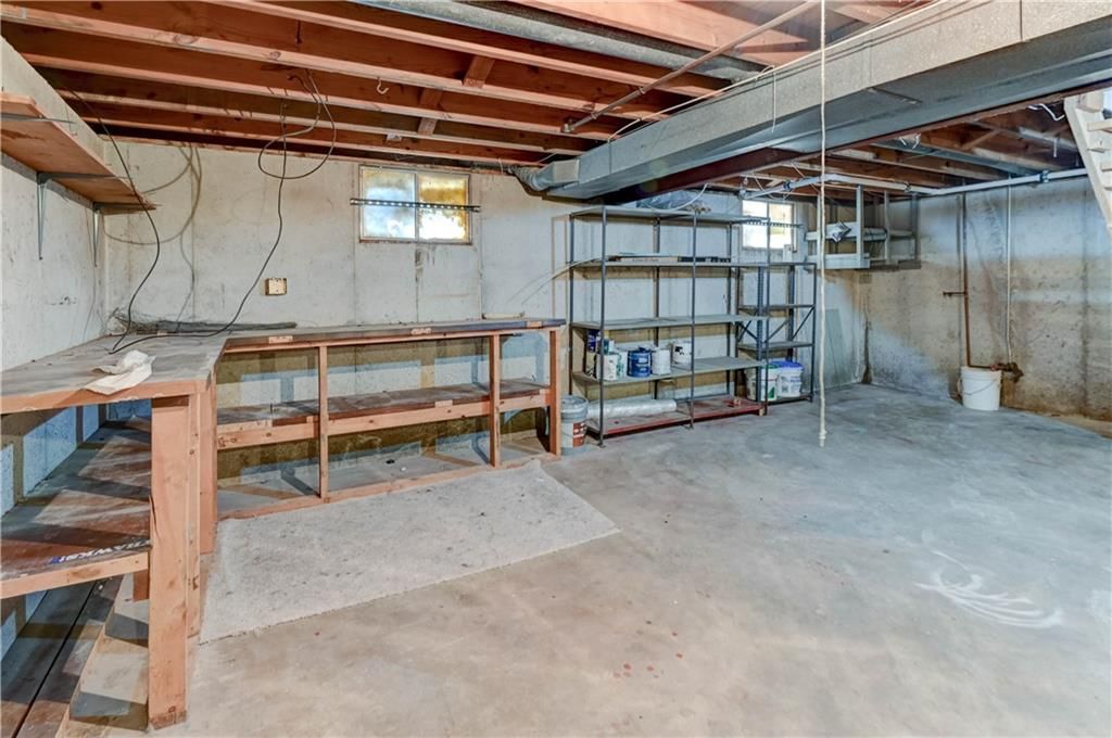 11003 Herrick Avenue — photo 27