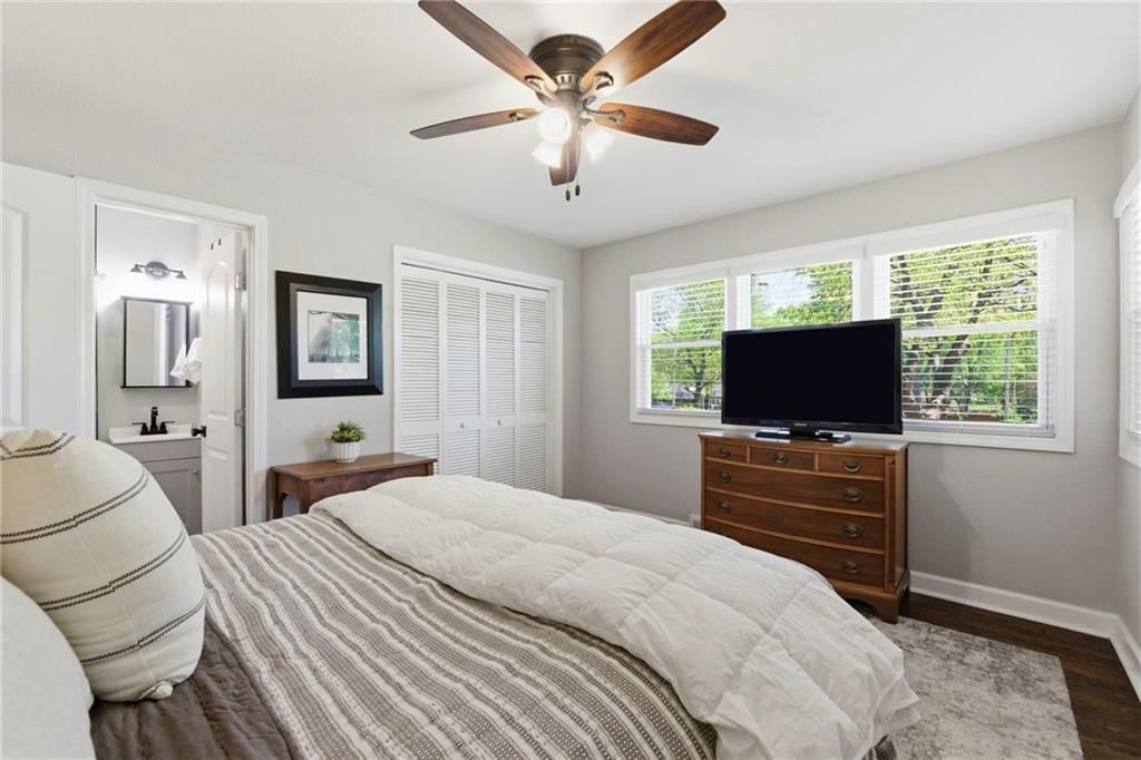 4402 S Phelps Road — photo 21
