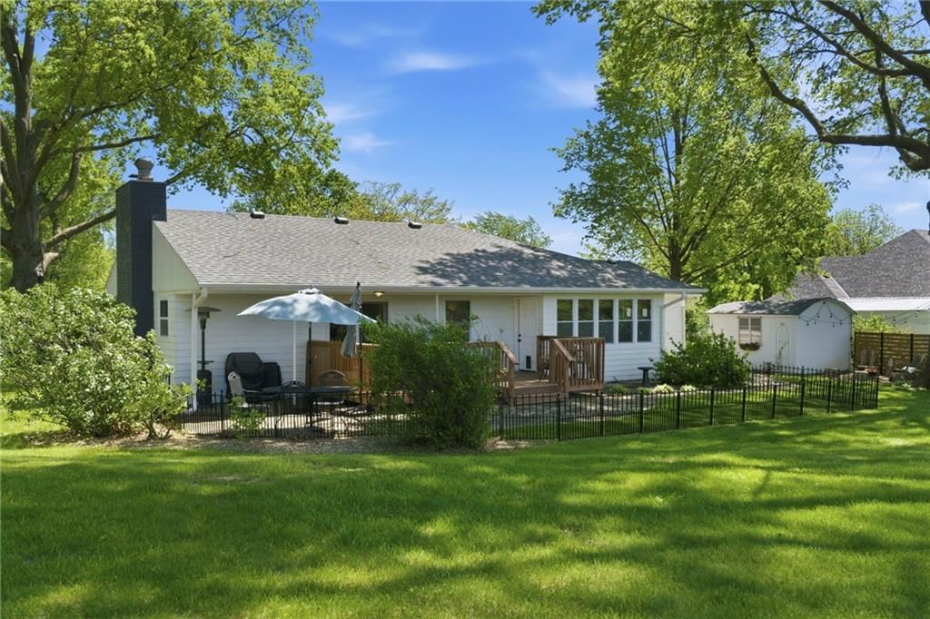 4402 S Phelps Road — photo 31