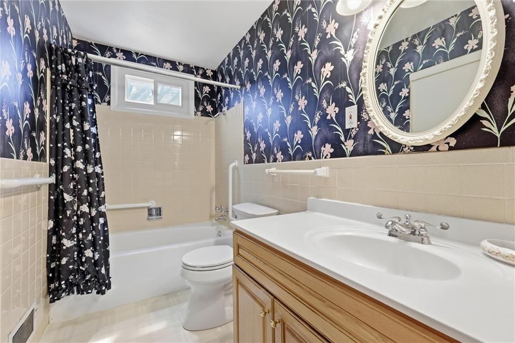 8717 W 73rd Street — photo 21