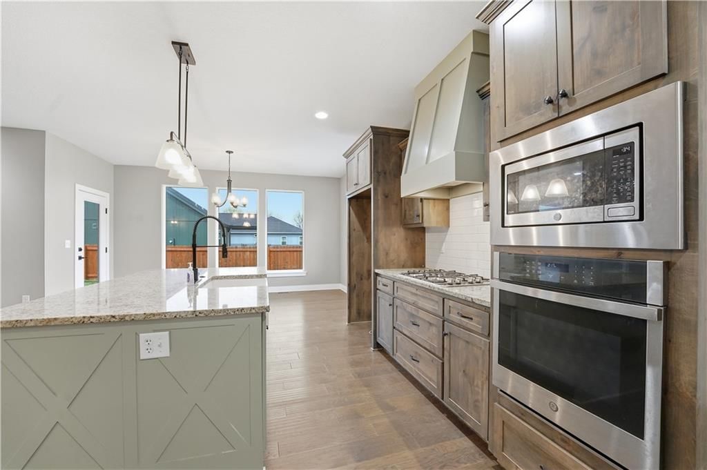 2500 Burris Drive — photo 6
