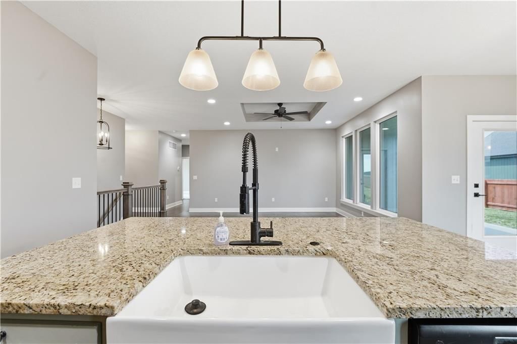 2500 Burris Drive — photo 8