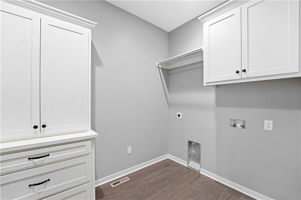 2500 Burris Drive — photo 26