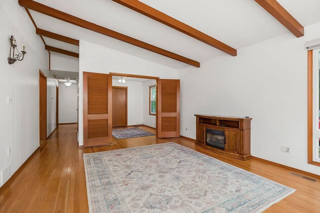 818 NW South Shore Drive — photo 5