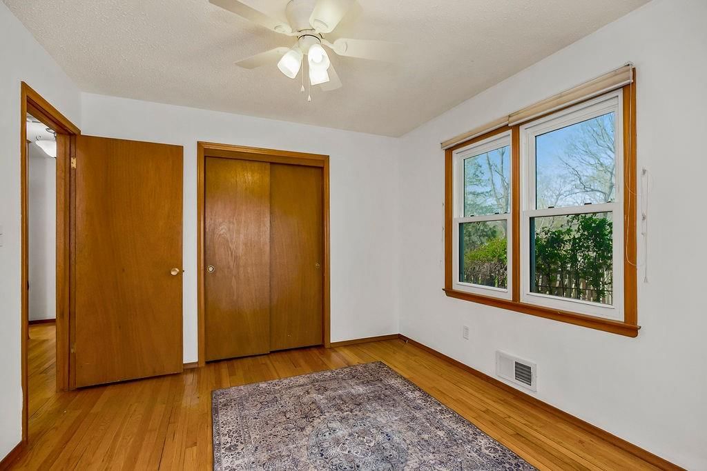 818 NW South Shore Drive — photo 10