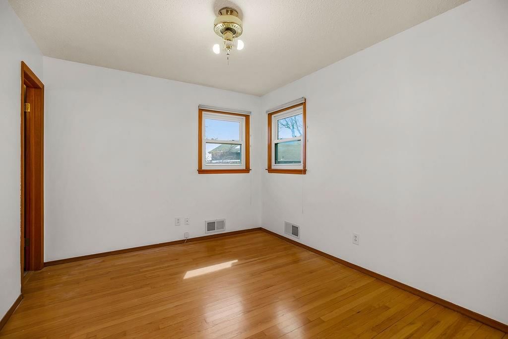 818 NW South Shore Drive — photo 13