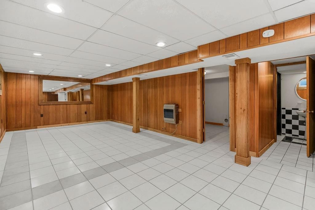 818 NW South Shore Drive — photo 18