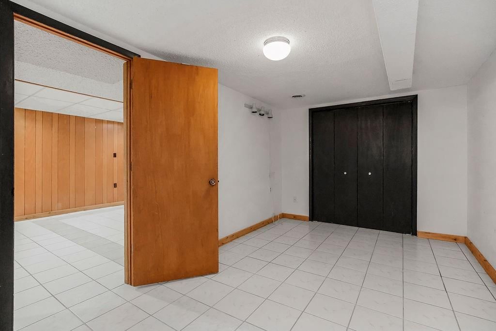 818 NW South Shore Drive — photo 20