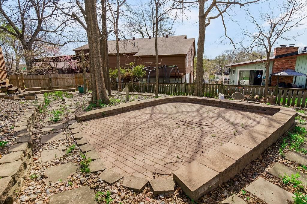 818 NW South Shore Drive — photo 25