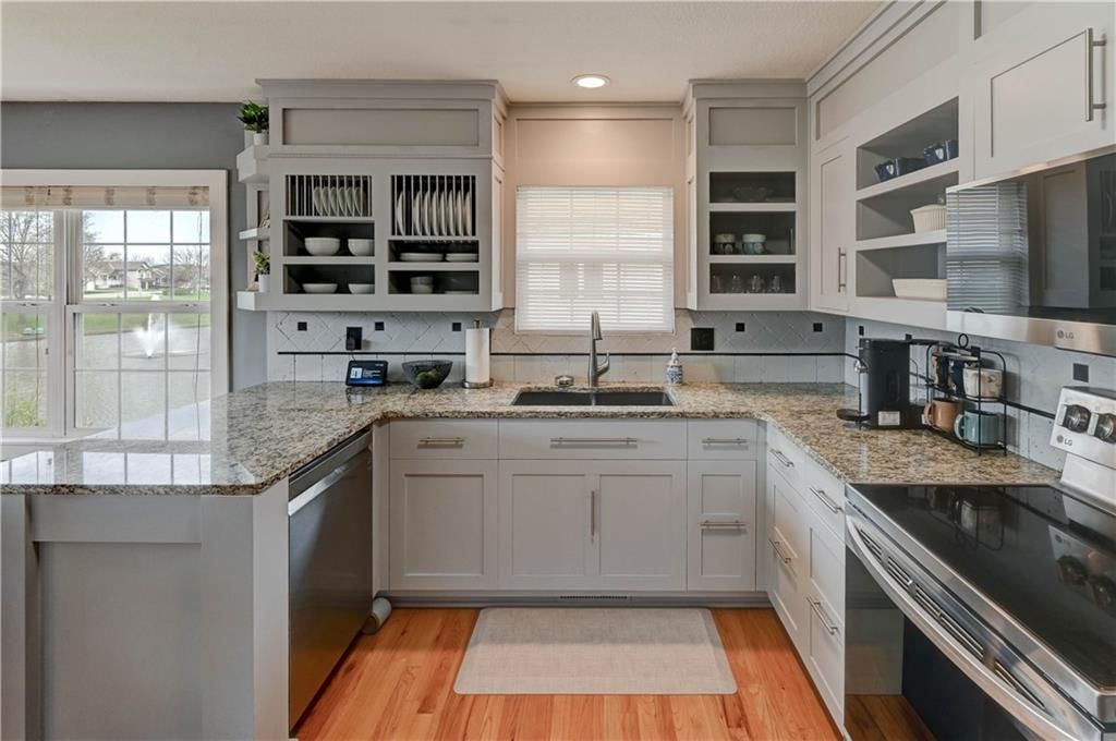 632 SW Lakeview Drive — photo 21