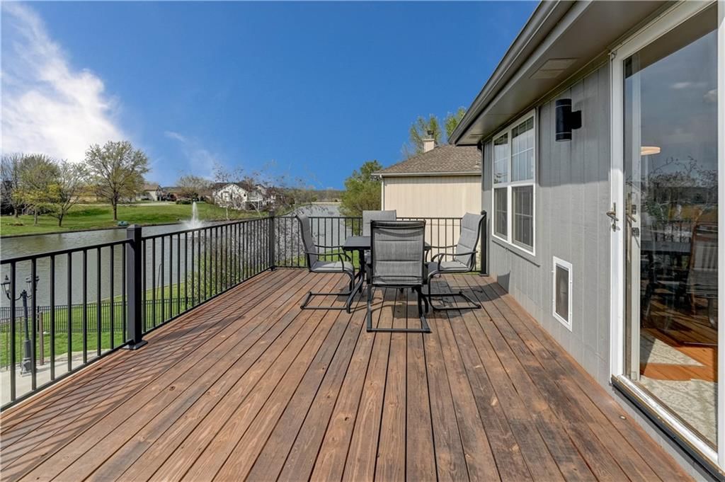 632 SW Lakeview Drive — photo 27
