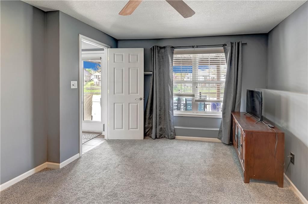 632 SW Lakeview Drive — photo 45