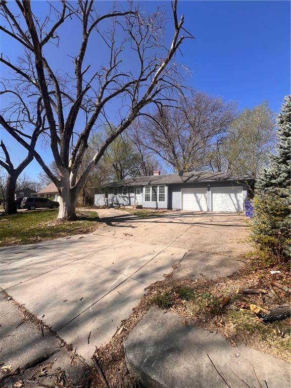 13624 Parker Avenue — photo 3