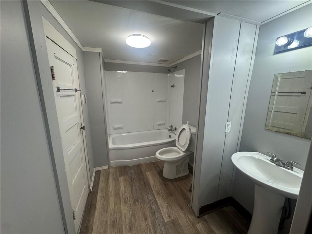 109 W 22nd Street — photo 10