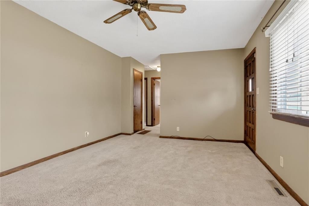 1605 N Hocker Avenue — photo 5