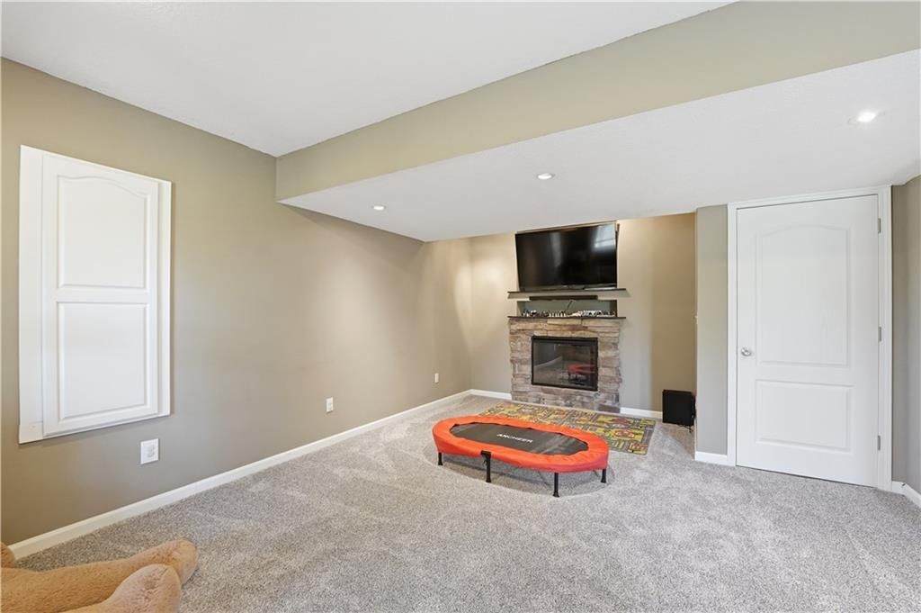 11428 N Ewing Avenue — photo 21