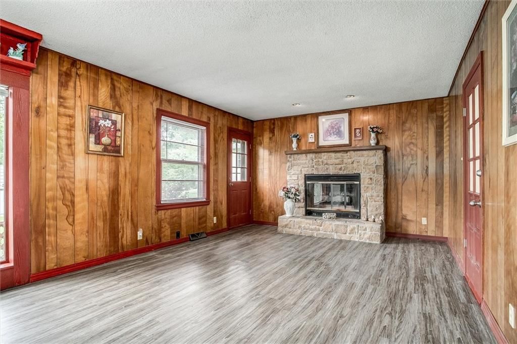 832 W 30th Street — photo 10