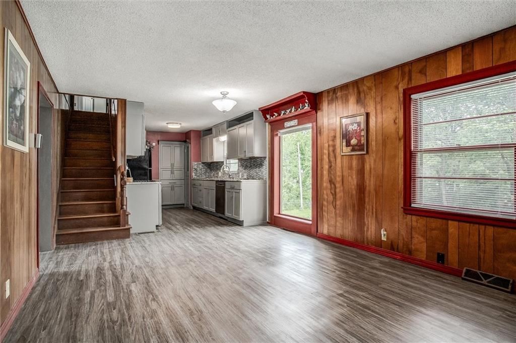 832 W 30th Street — photo 12