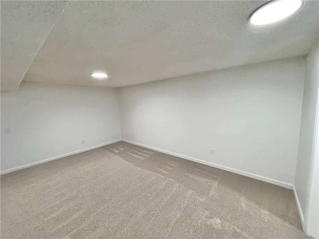 16106 Harris Avenue — photo 19