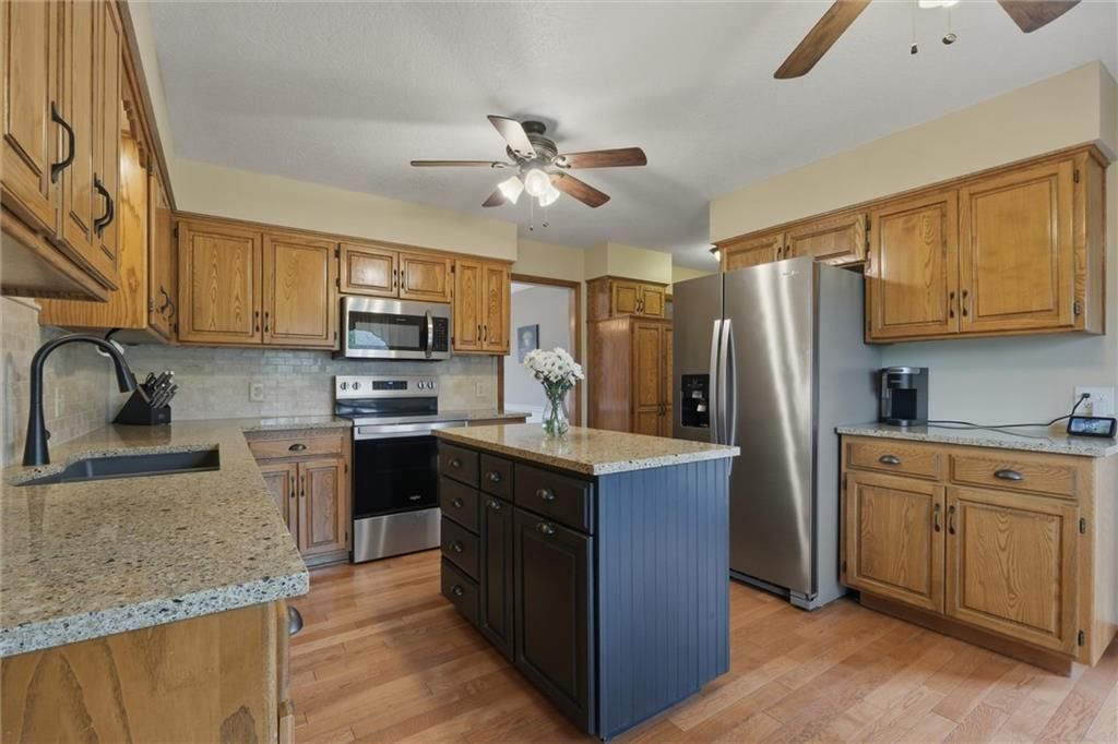 1100 Wellington Way — photo 9
