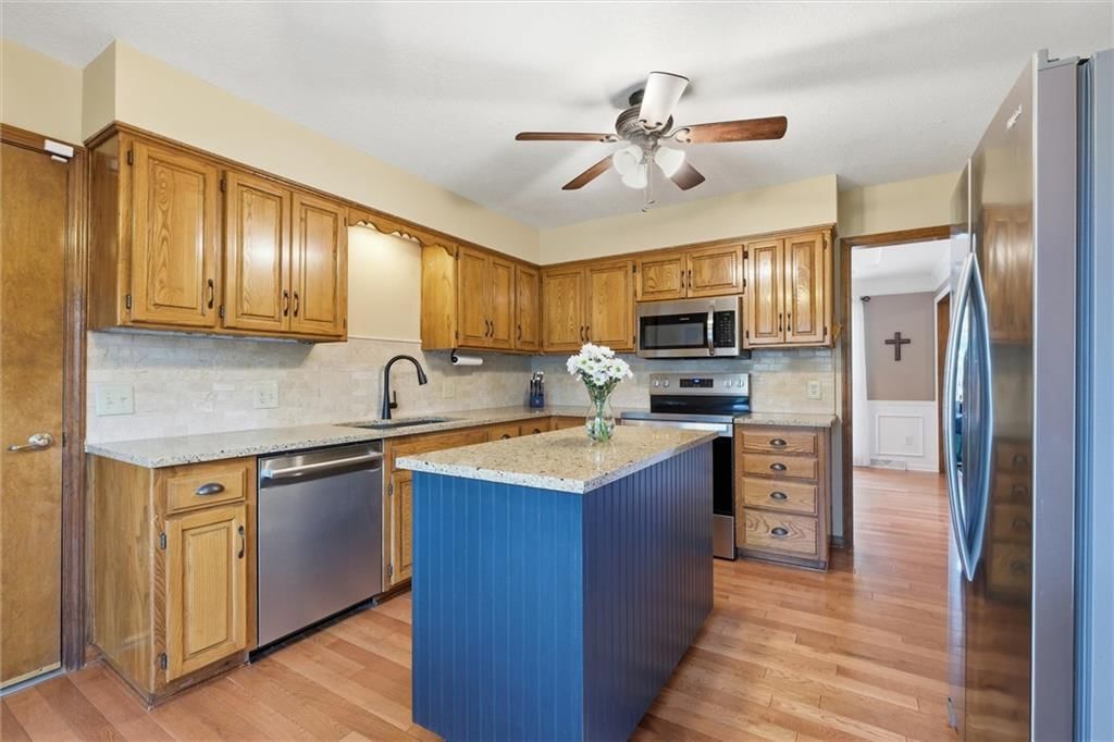 1100 Wellington Way — photo 11