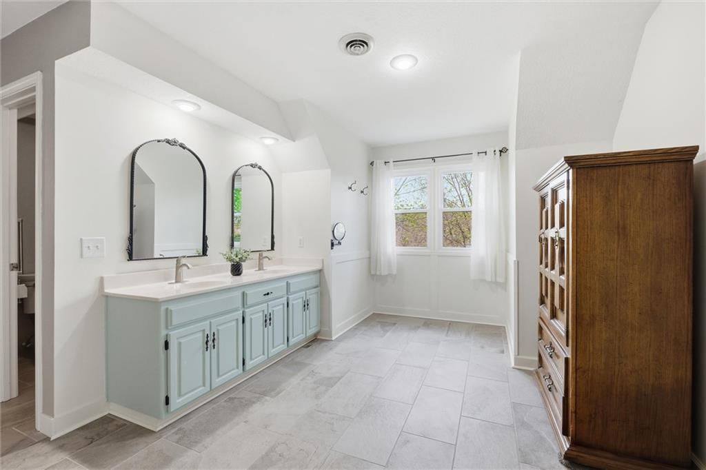 1100 Wellington Way — photo 18