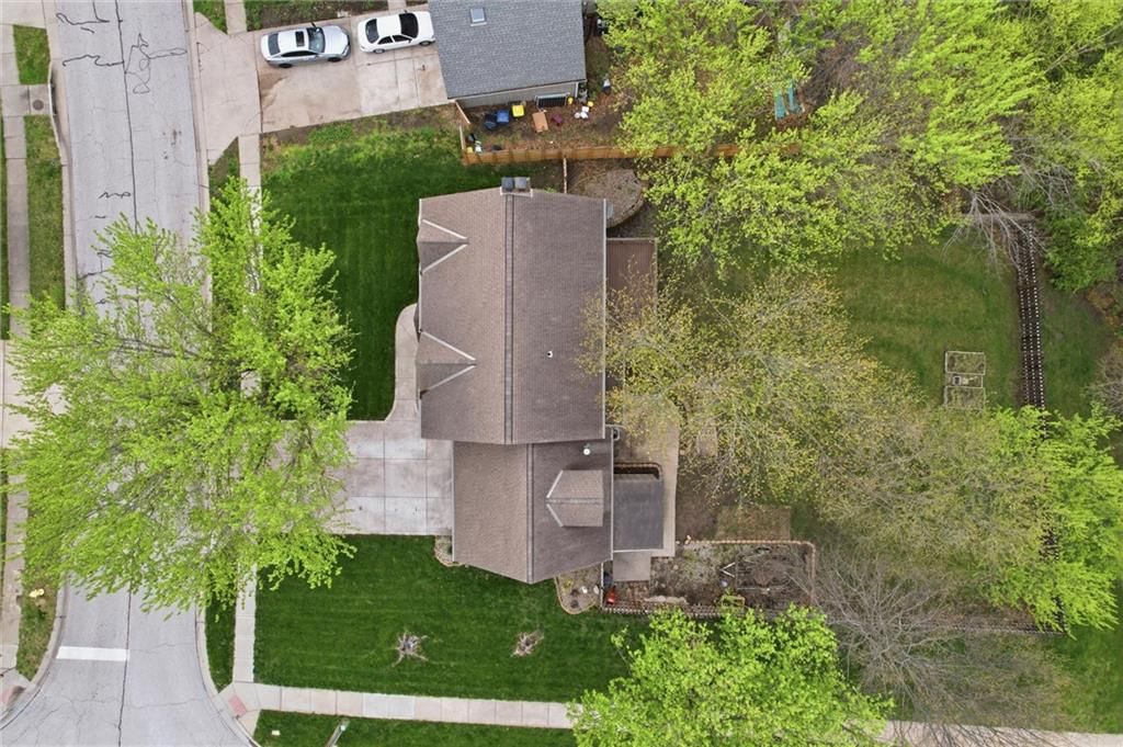 1100 Wellington Way — photo 35