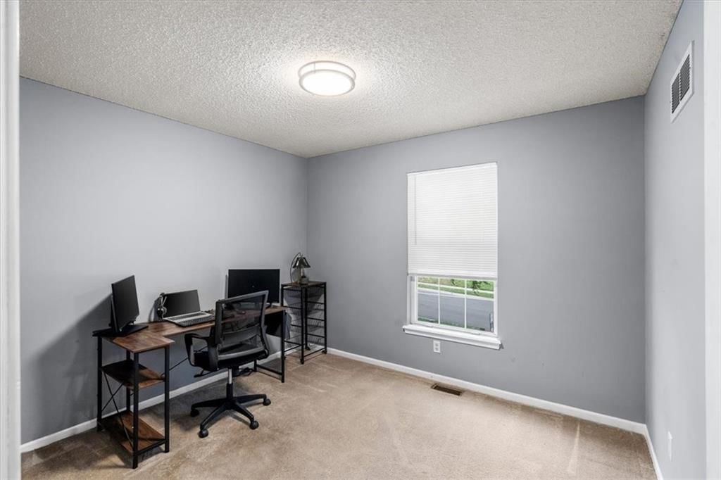 1204 NE Hendrix Drive — photo 7