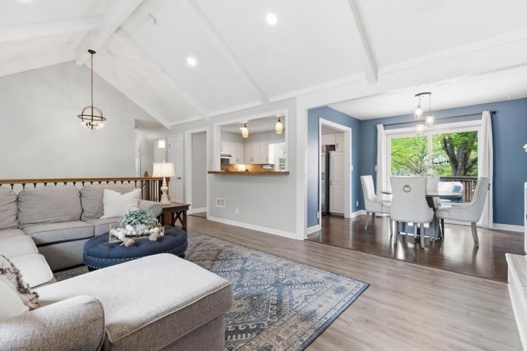 10210 Rosehill Road — photo 10