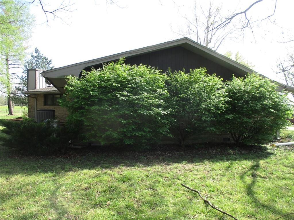 400 S Washington Street — photo 9