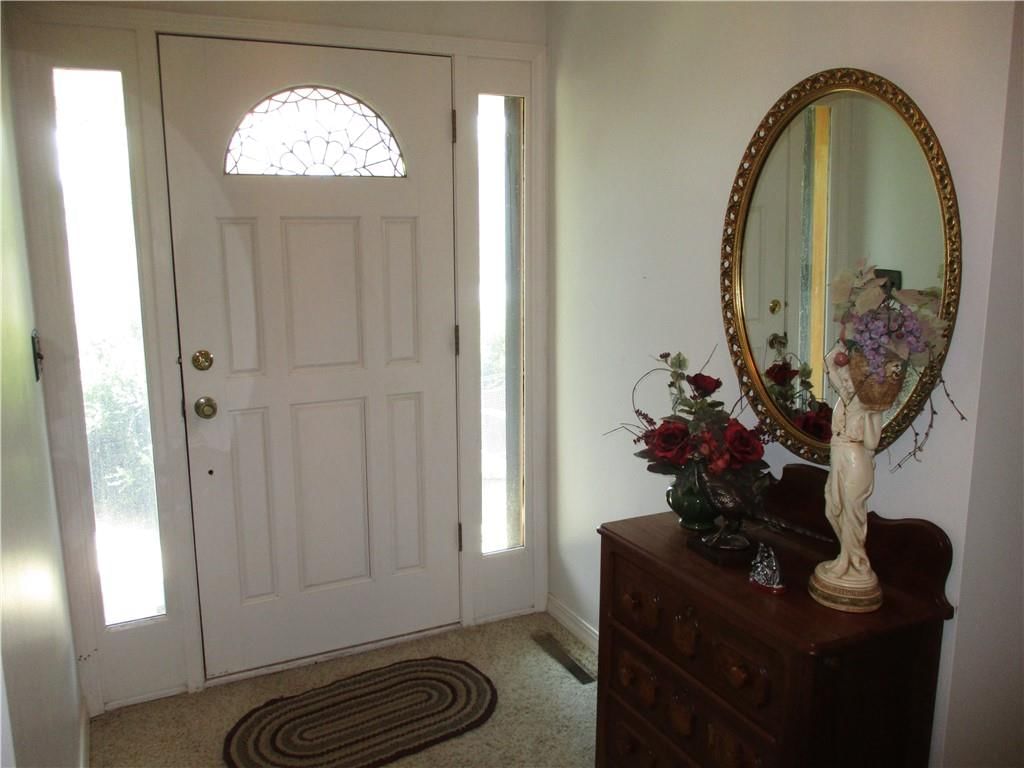 400 S Washington Street — photo 17