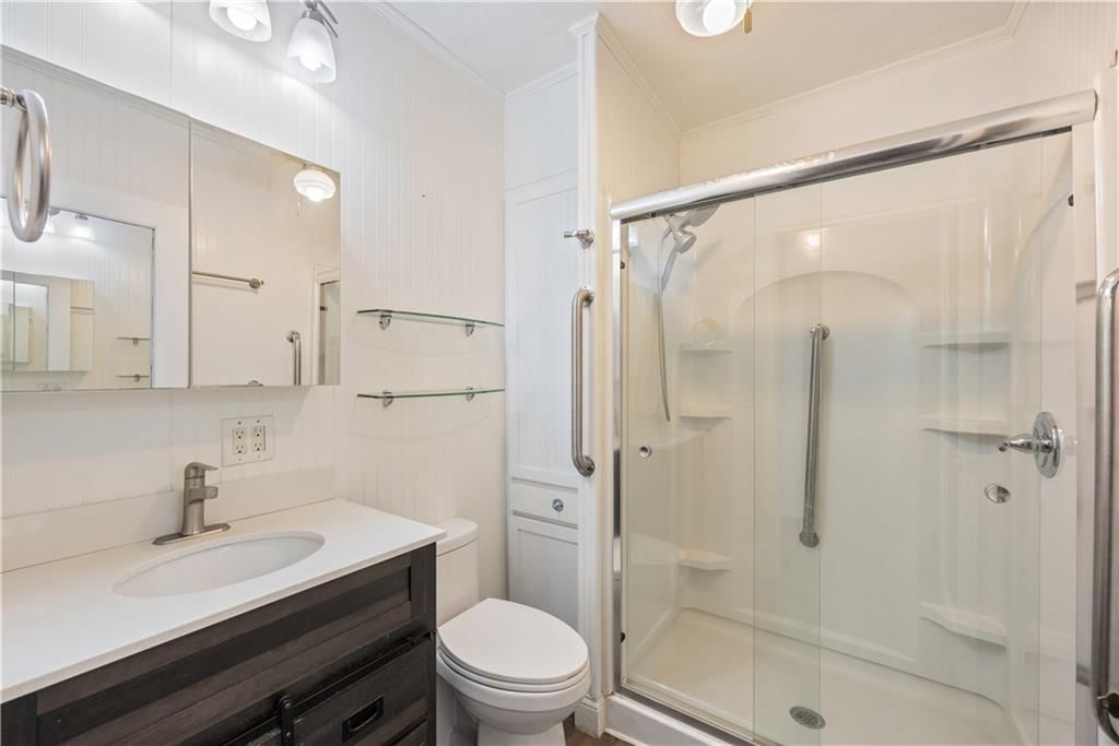 1624 Broadway Avenue — photo 13