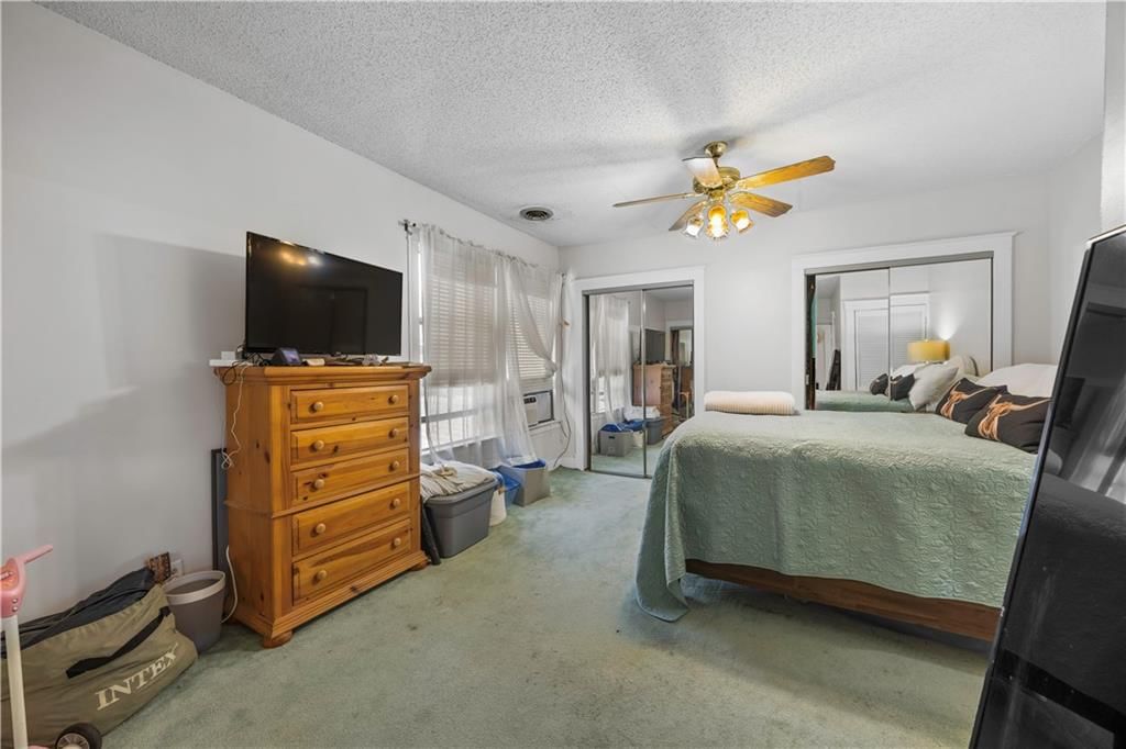 1624 Broadway Avenue — photo 26