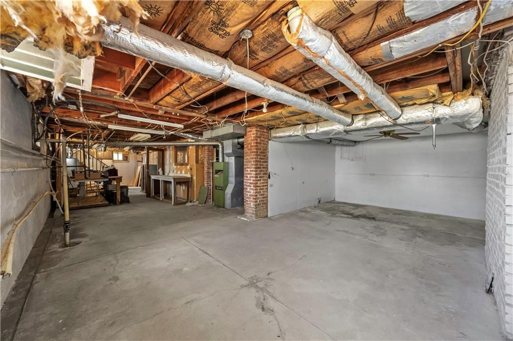 1624 Broadway Avenue — photo 33