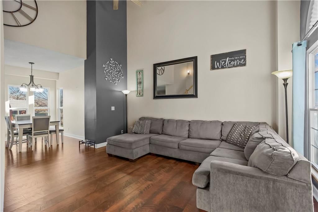 21270 W 227th Street — photo 2