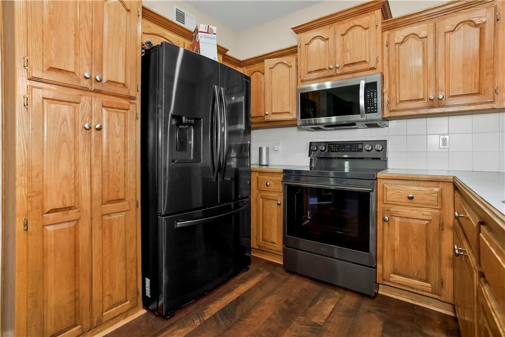 21270 W 227th Street — photo 8
