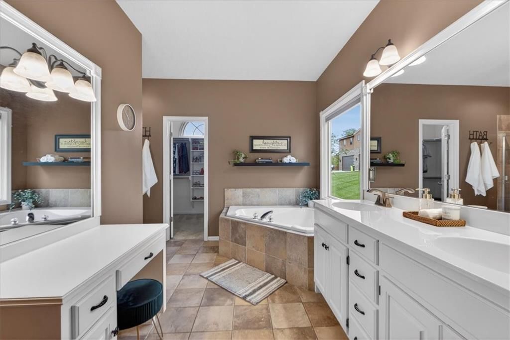 5102 N Belton Court — photo 18