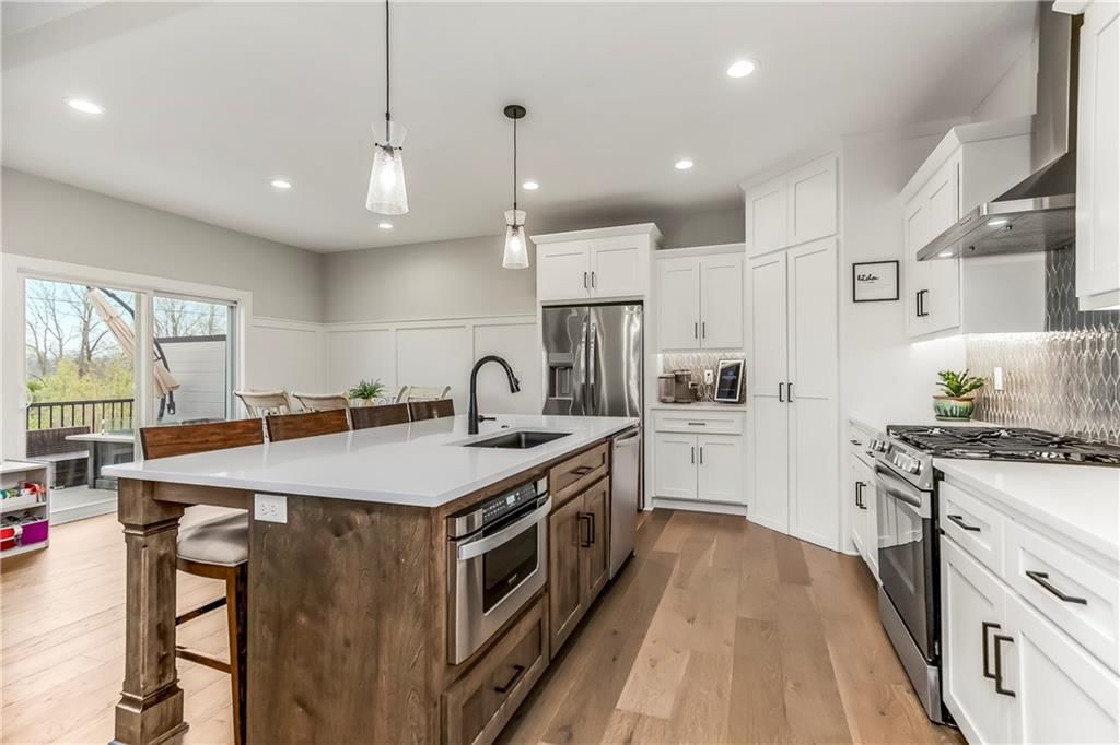 4015 NE Sagamore Drive — photo 8