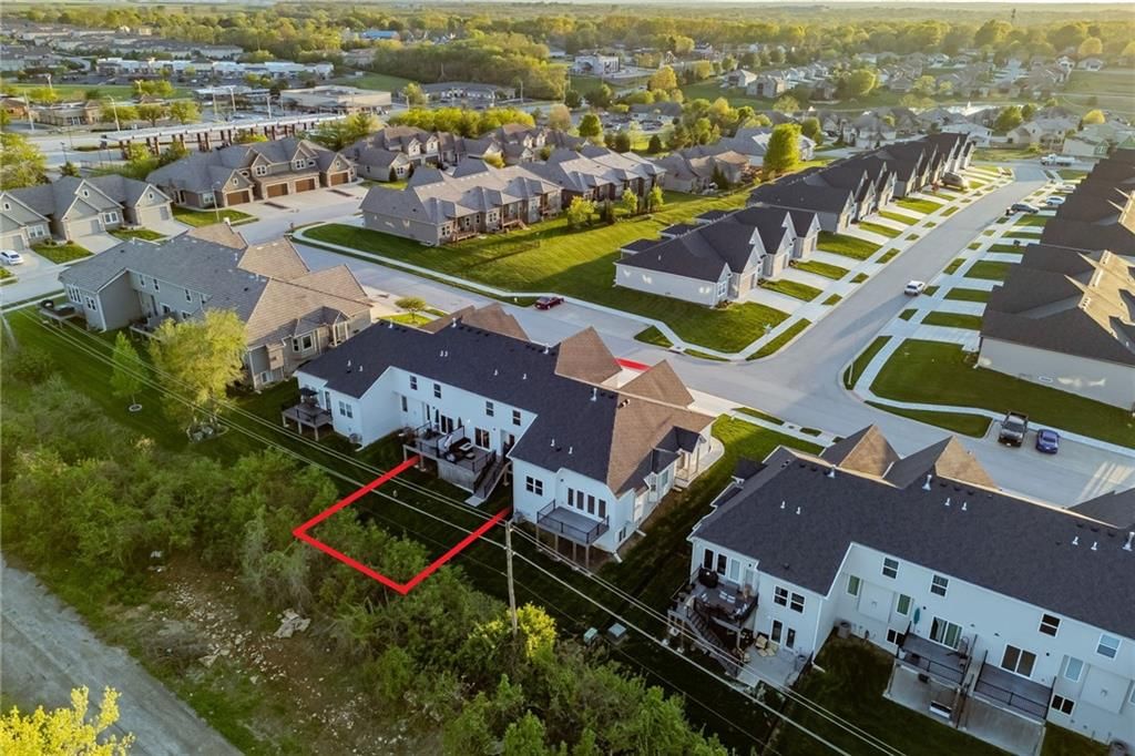 4015 NE Sagamore Drive — photo 30