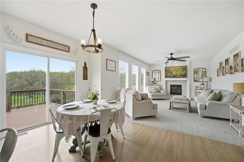 215 E Whispering Hills Boulevard — photo 10