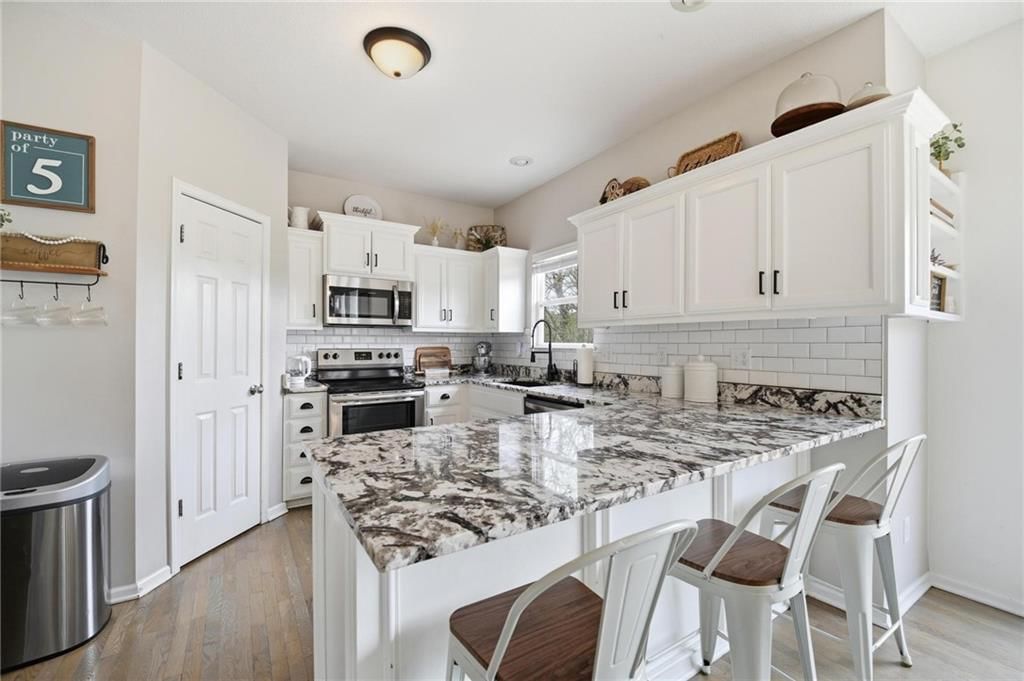 215 E Whispering Hills Boulevard — photo 17