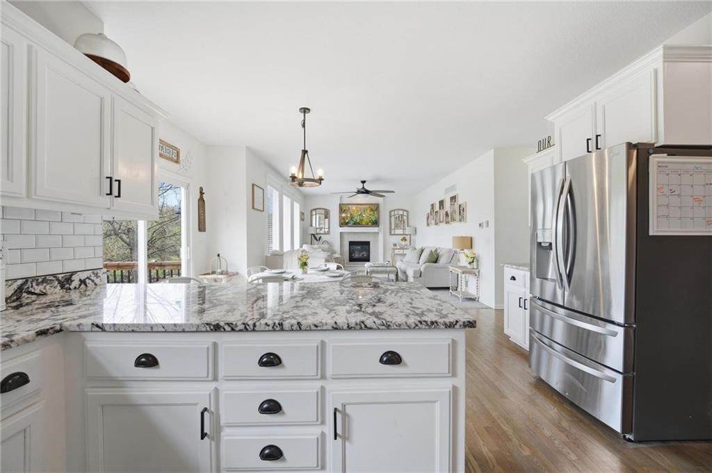 215 E Whispering Hills Boulevard — photo 19
