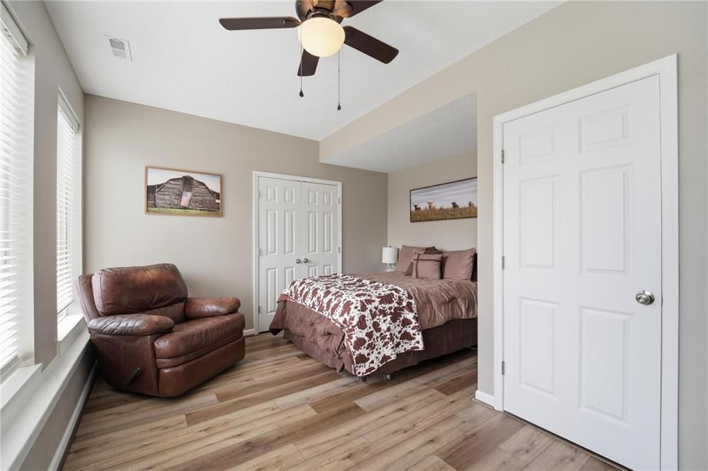 215 E Whispering Hills Boulevard — photo 25