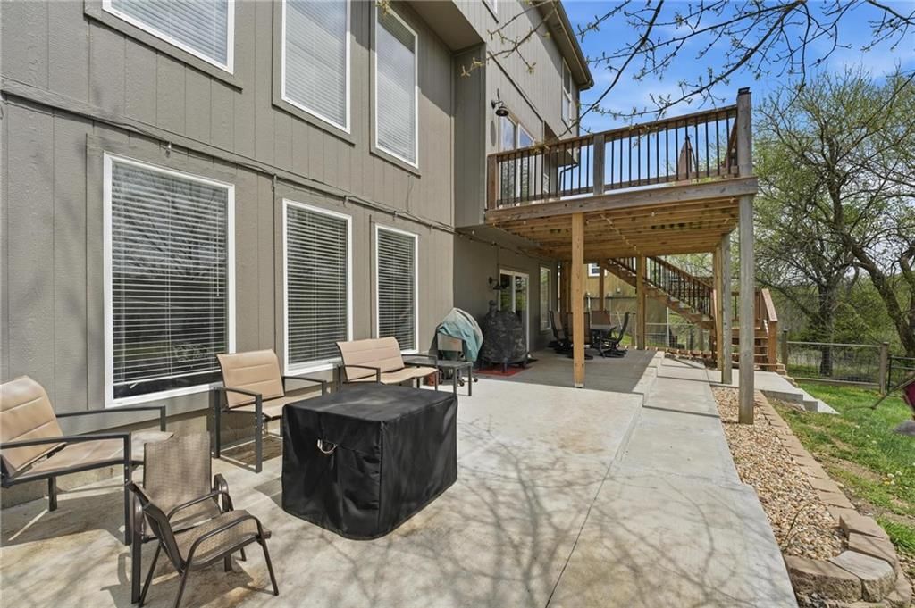 215 E Whispering Hills Boulevard — photo 46