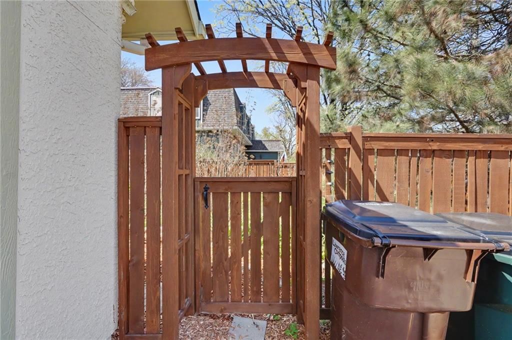 103 Providence Road — photo 35