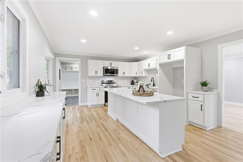 2121 W 120th Street — photo 13