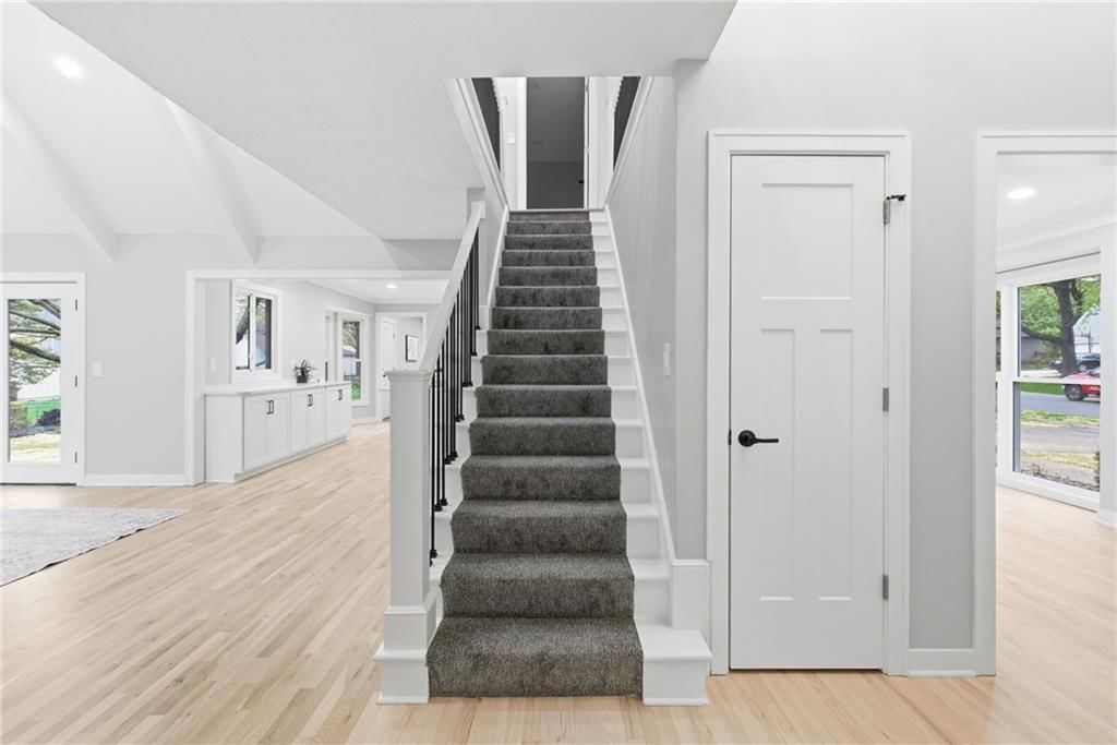2121 W 120th Street — photo 25