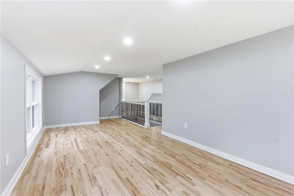 2121 W 120th Street — photo 27