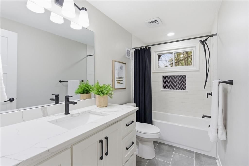 2121 W 120th Street — photo 30