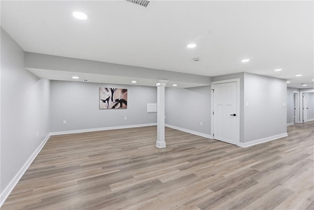 2121 W 120th Street — photo 37